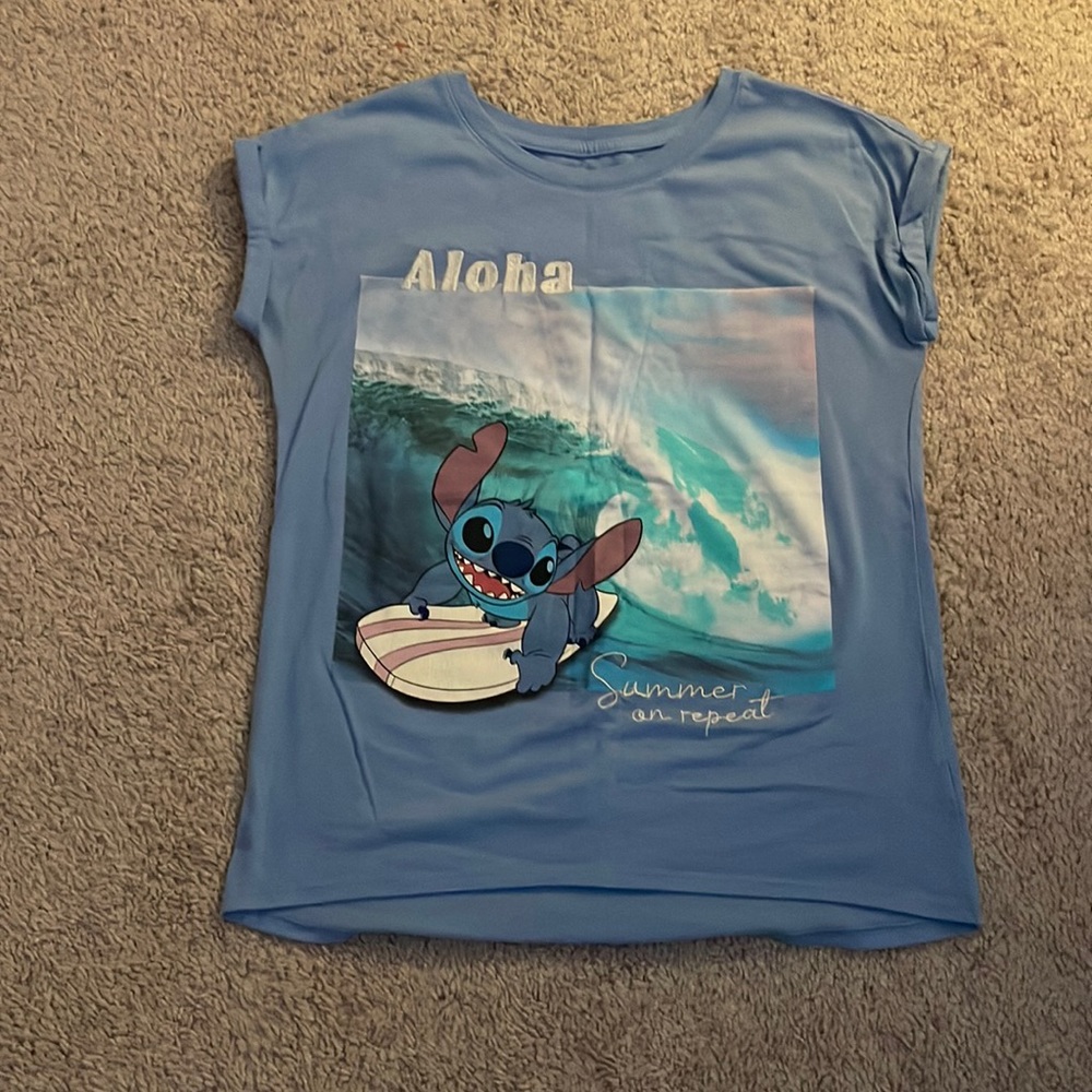 Big girls Disney shirt, size: L (10-12), Cotton Material, Not Used!